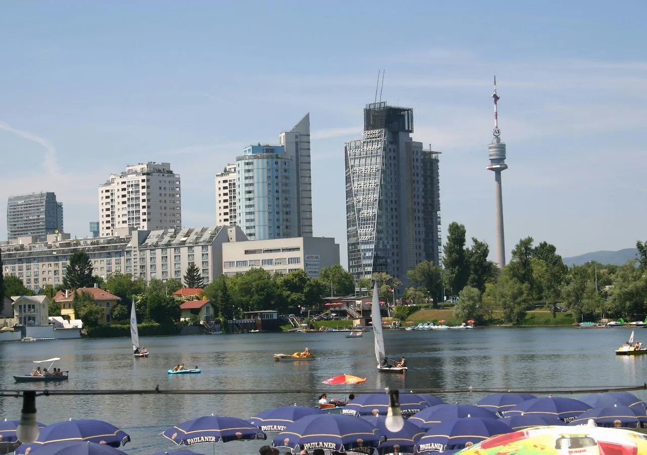 Garden Apartment Donau-City  Wien