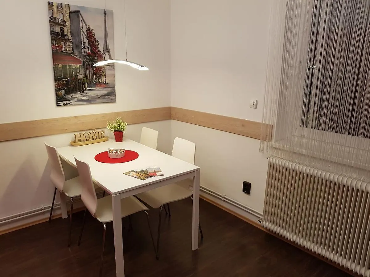 Garden Apartment Donau-City  Wien Österreich
