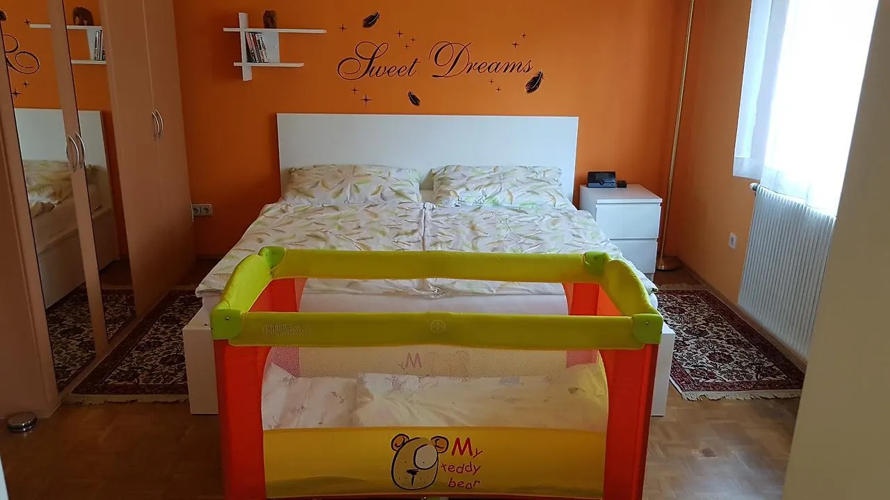 Garden Apartment Donau-City  Wien